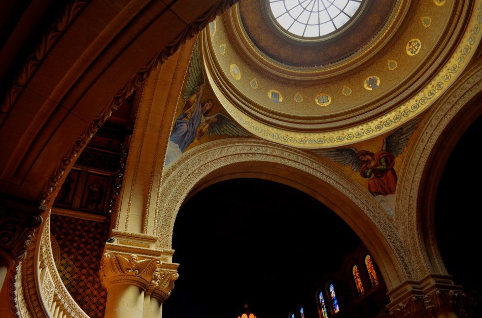 Memorial One Tone Compress