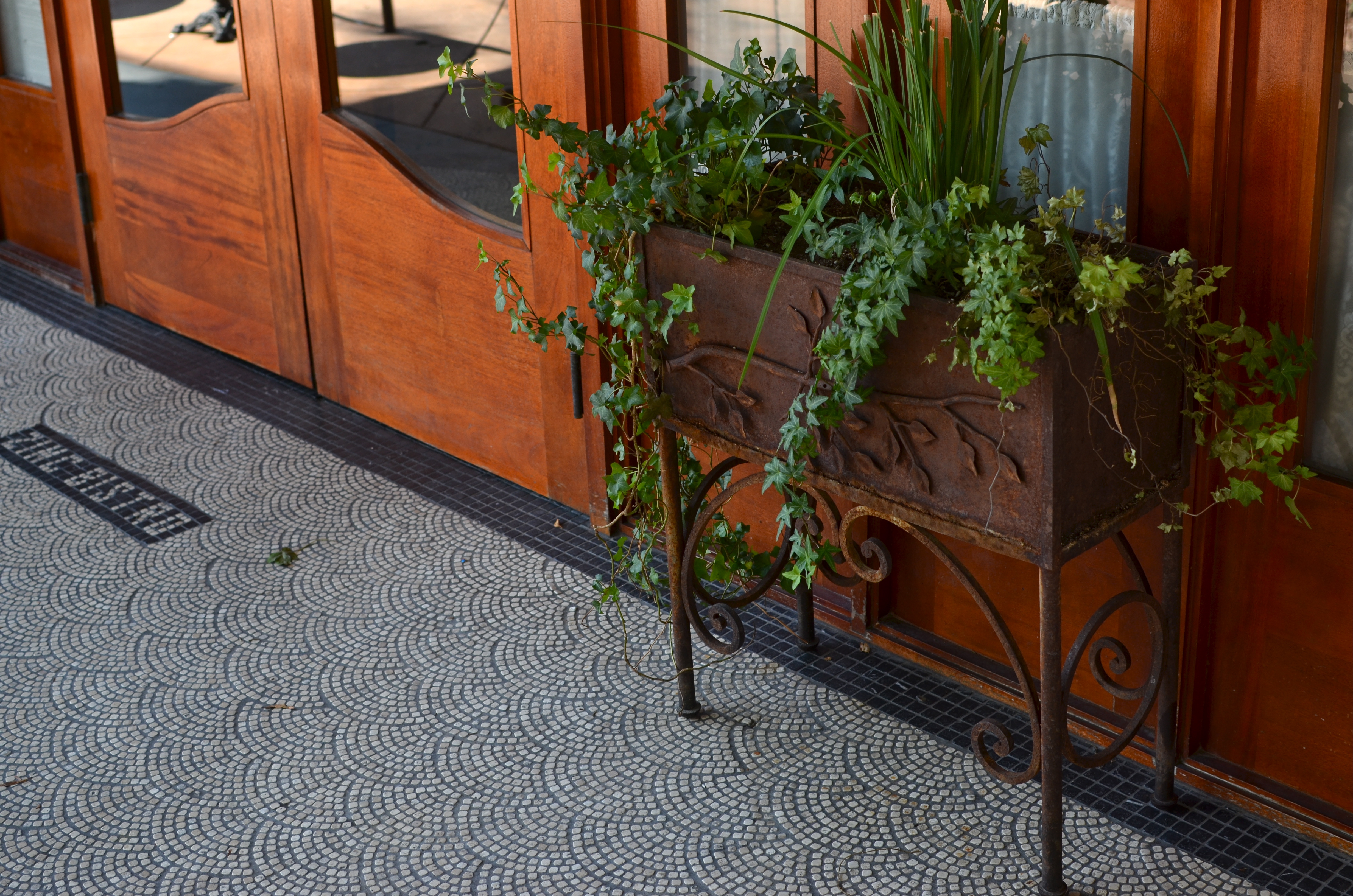 Detail of a restuarant that I've shot dozens of frames of over the past five years. Now ask me if I could shoot it everyday for a year. I'm thinking not.