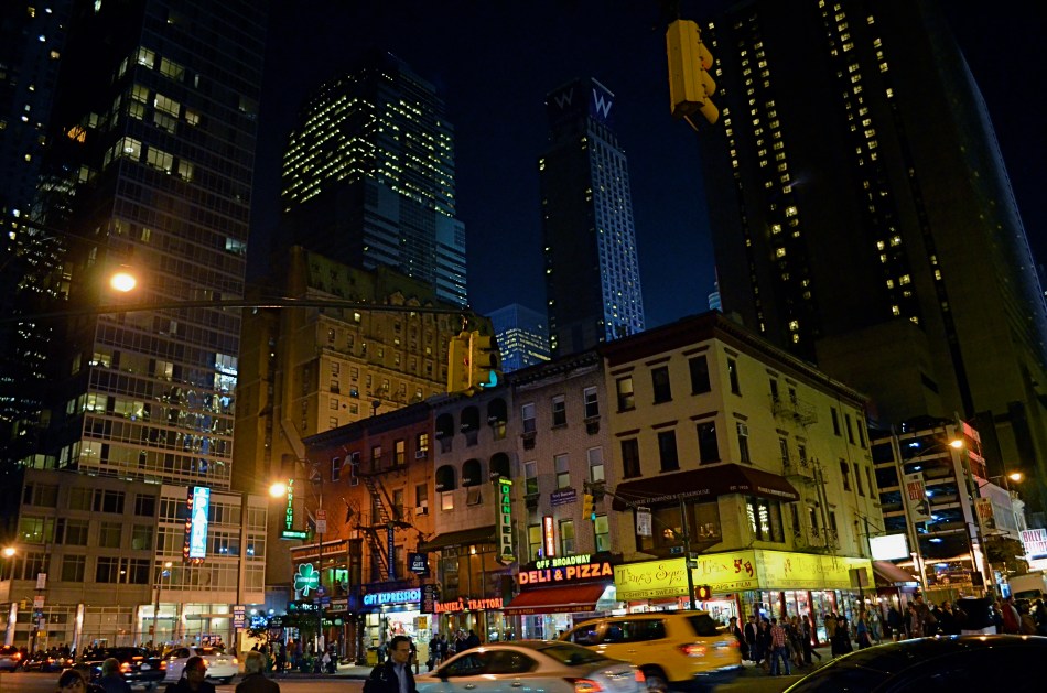 No tripod, no problem. Minimal noise even at 3200 ISO. Handheld in NYC's theatre district at 1/50 sec., f/3.5, 18mm.