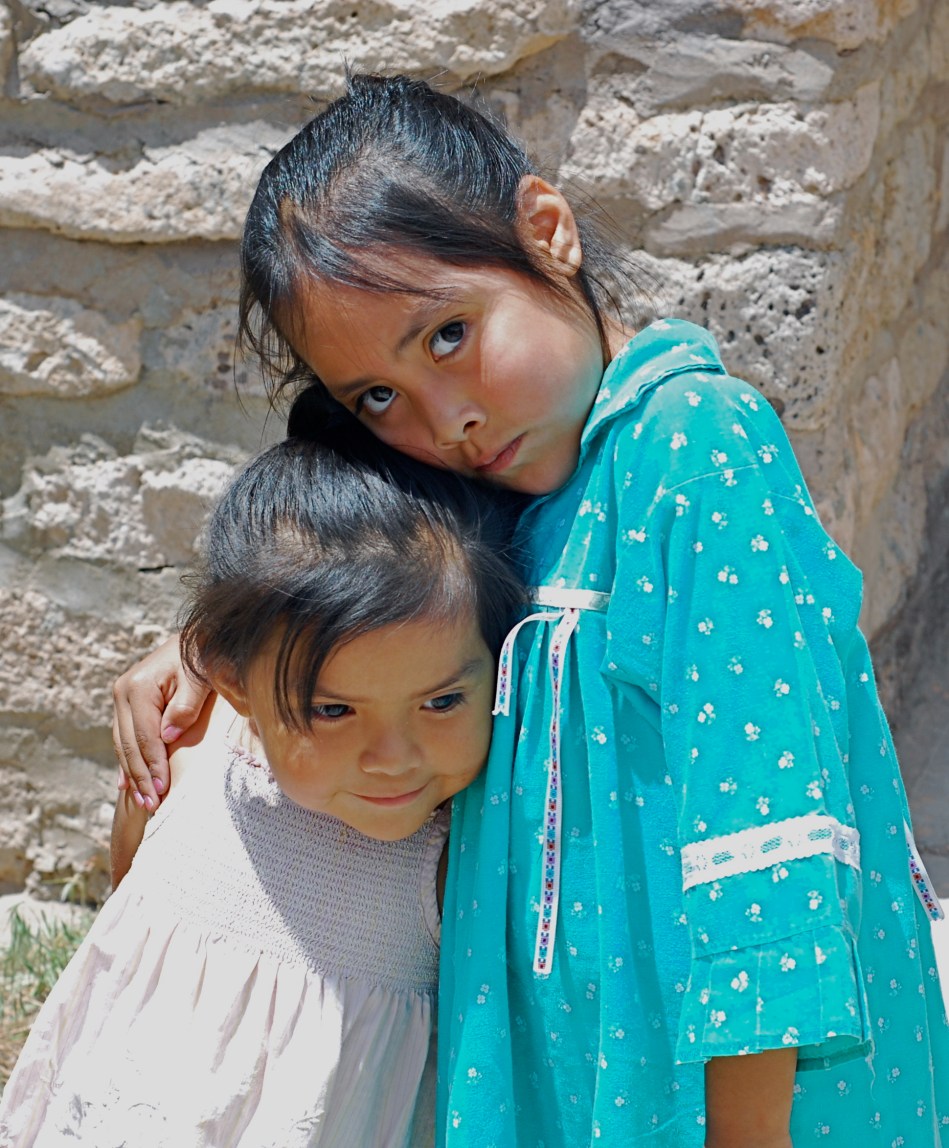 Sisters, 2010. 1/320 sec., f/8, ISO 200. 50mm.