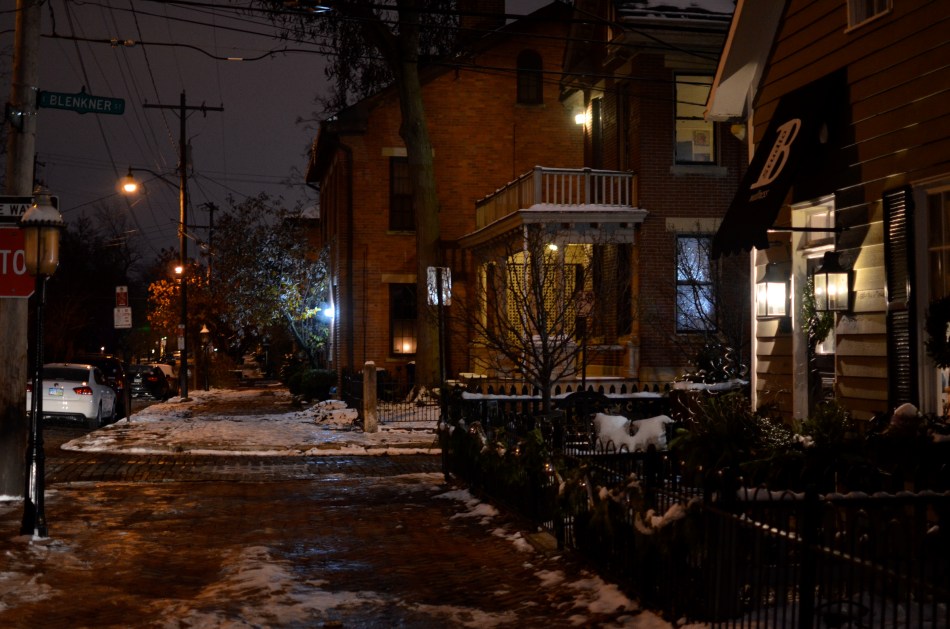 1/60 sec., f/1.8, ISO 800, 35mm.