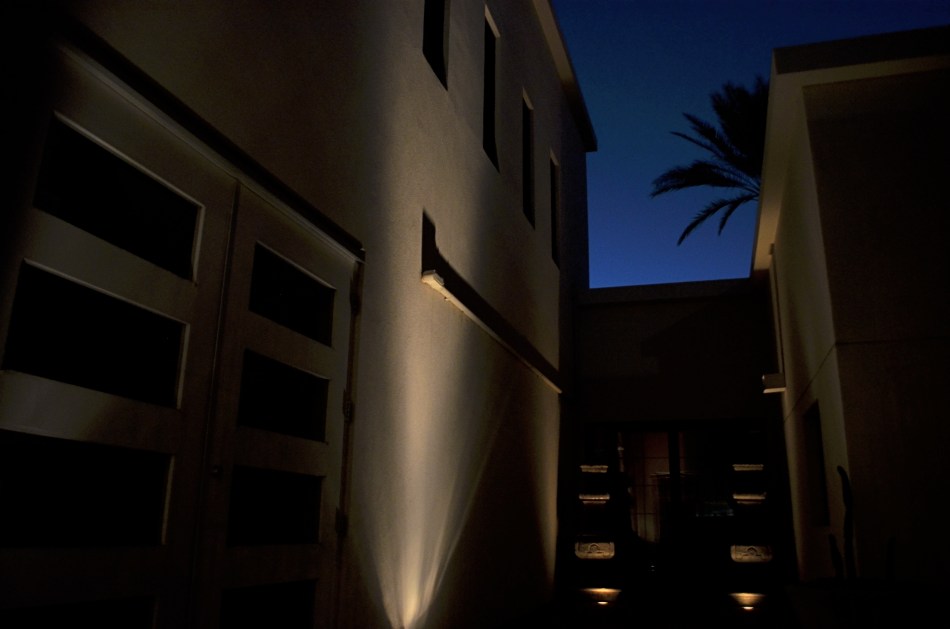 A dead end? Not once the sun goes down. 1/10 sec., f/3.5, ISO 500, 18mm