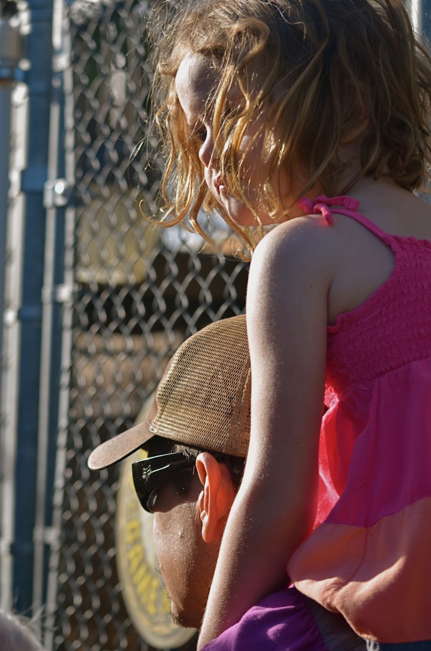 I can't see this girl's face. Does it matter? 1/160 sec., f/5.6, ISO 100, 55mm.