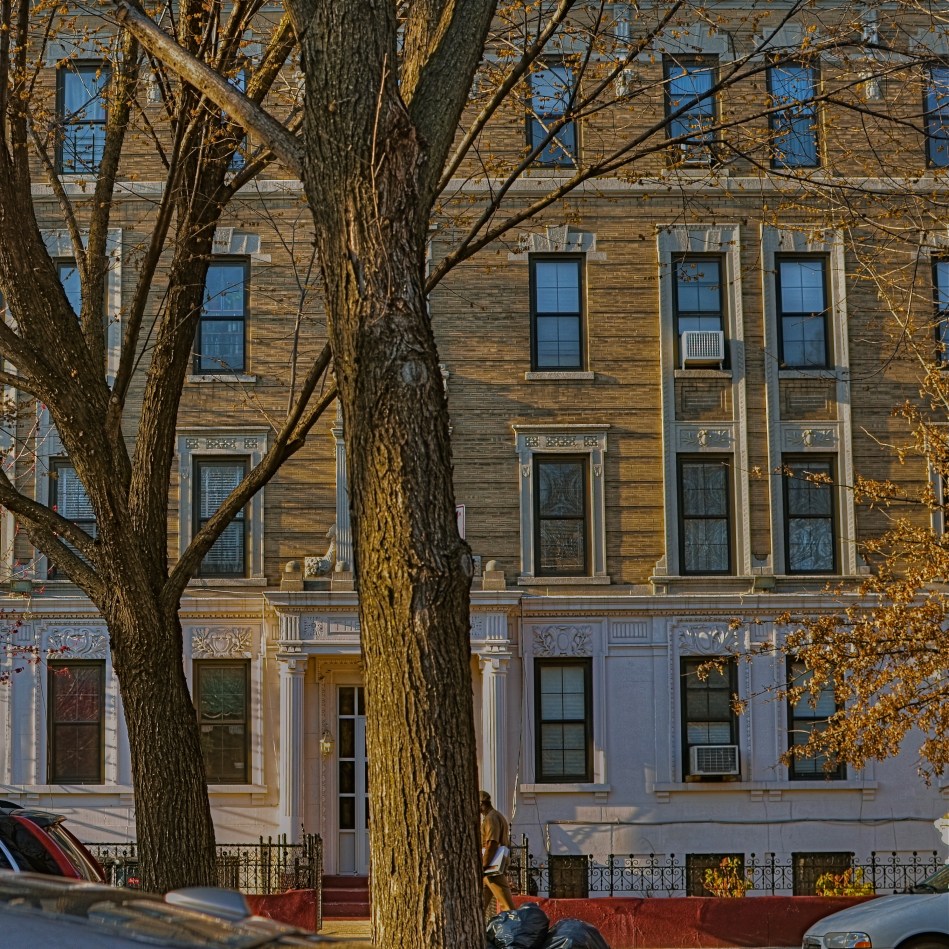 Brooklyn Block, 2014. 1/100 sec., f/5.6, ISO 100, 35mm.