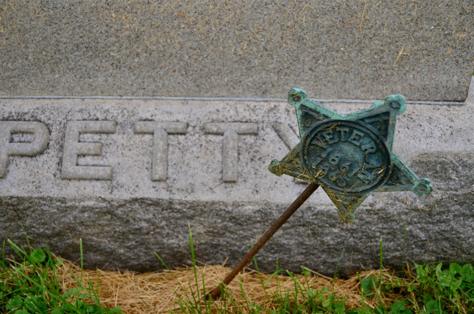 There are only two design elements in this image. Does it really need any more? 1/160 sec., f/4, ISO 100, 24mm.