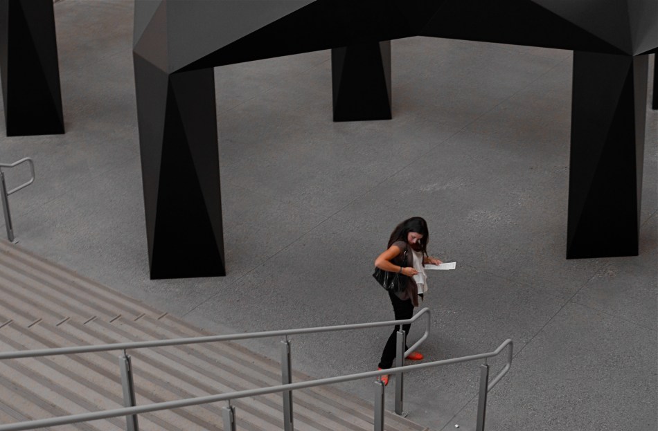 1/10 sec., f/5.6, ISO 320, 35mm.