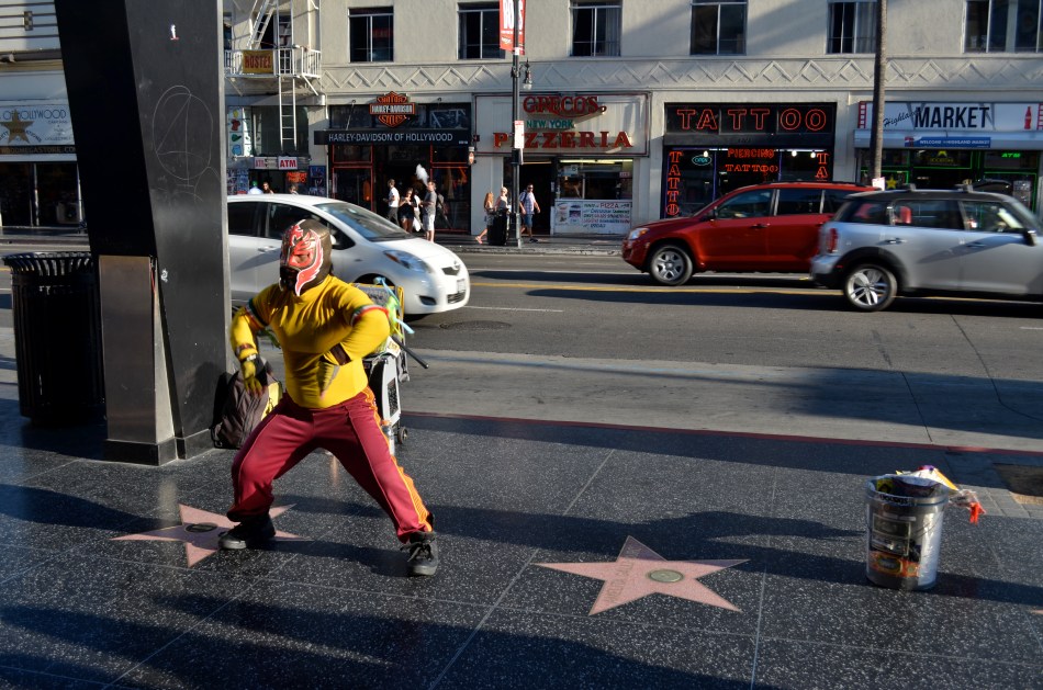 Hollywood Swinging, freestyle: 1/125 sec., f/5.6, ISO 100, 24mm.