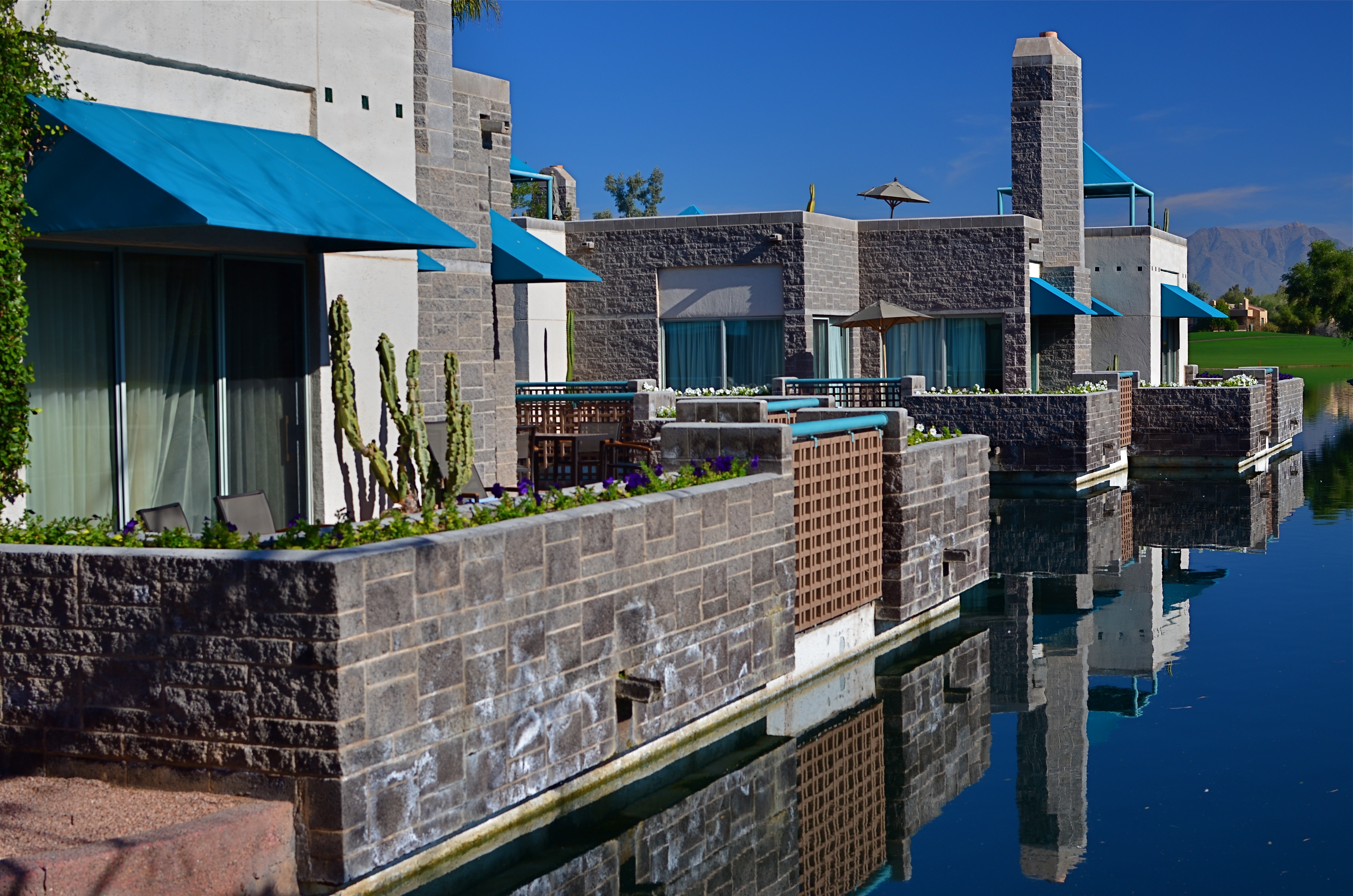 Everyone has an "average" aperture that they use more than any other. For me, it's f/5.6.