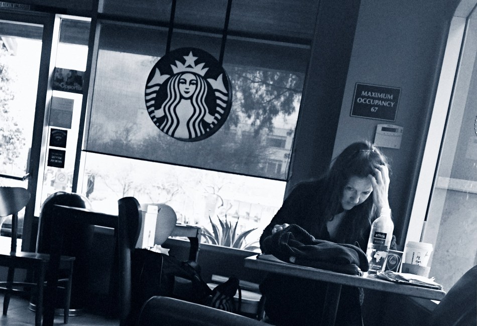 Similar light conditions to the scene shown above, but now the phone camera has decided for me, to jack up the ISO, degrading the image.