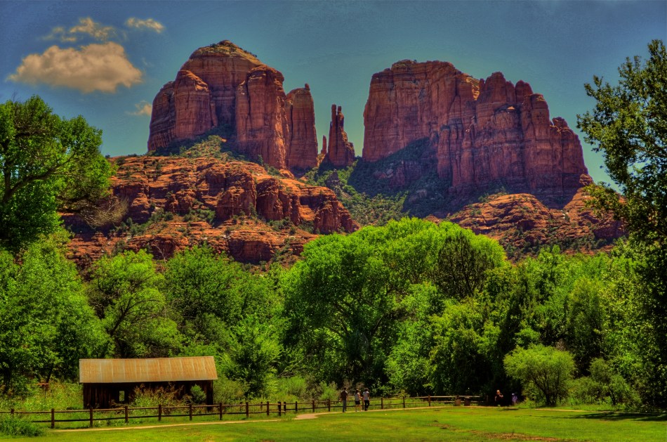 An early case of HDR madness on your humble author's part. Yeah, nothing in nature looks like this. Ever.