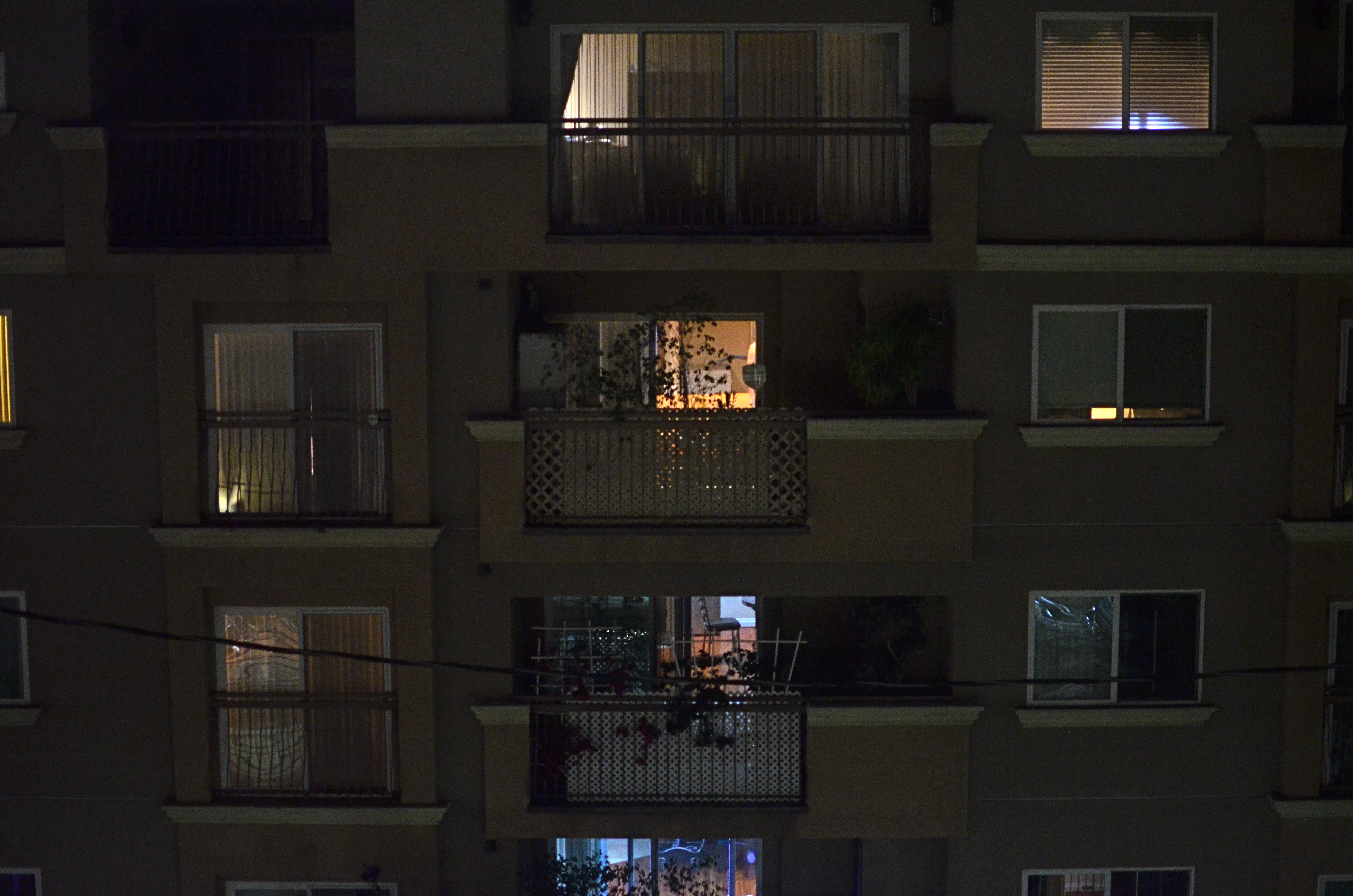 1/15 sec., f/1.8, ISO 1000, 35mm.