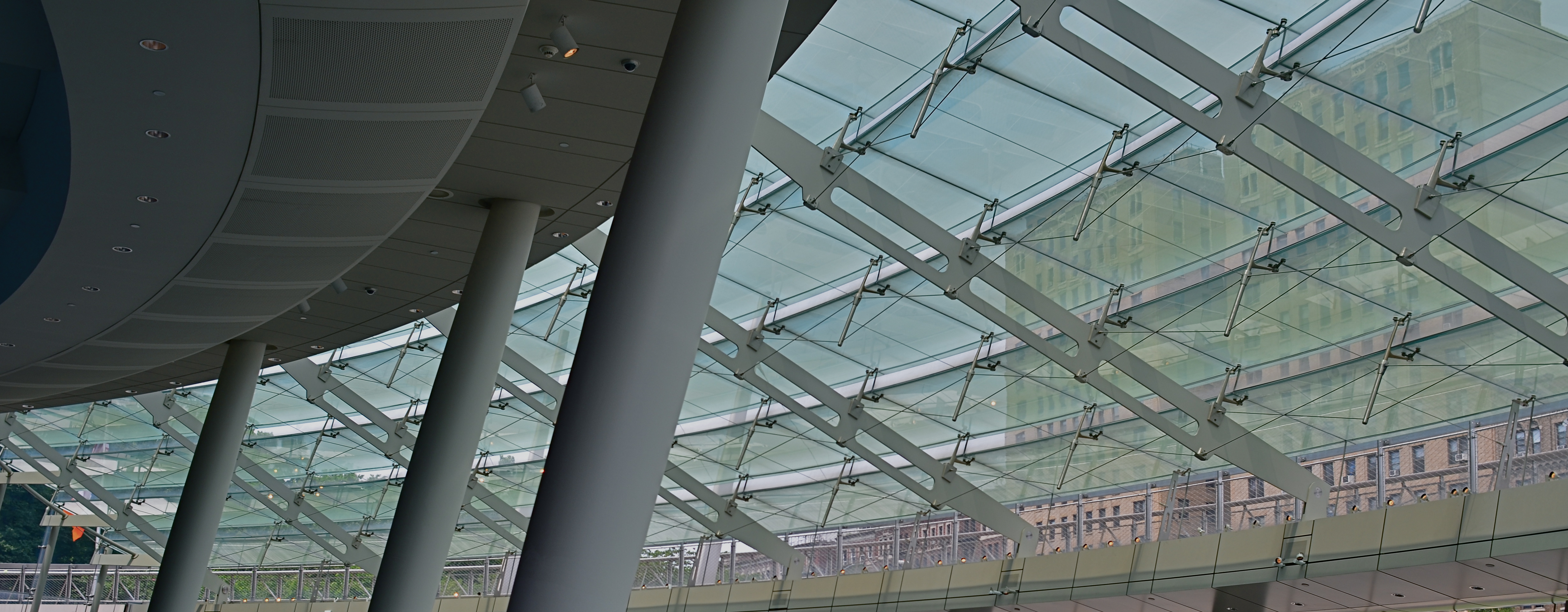 Framing around tourists at attractions means compromising what you can capture in a given frame.