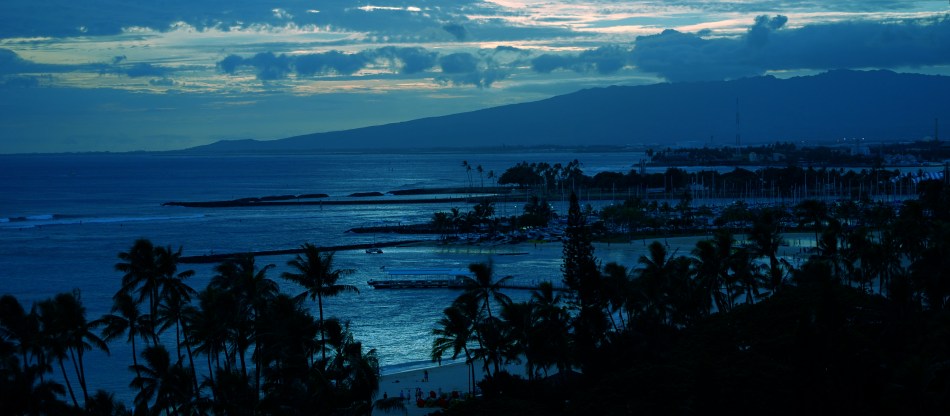 Waikiki Beach, 2009. I'd love to tell you what I did right with this picture, but I honestly don't remember.