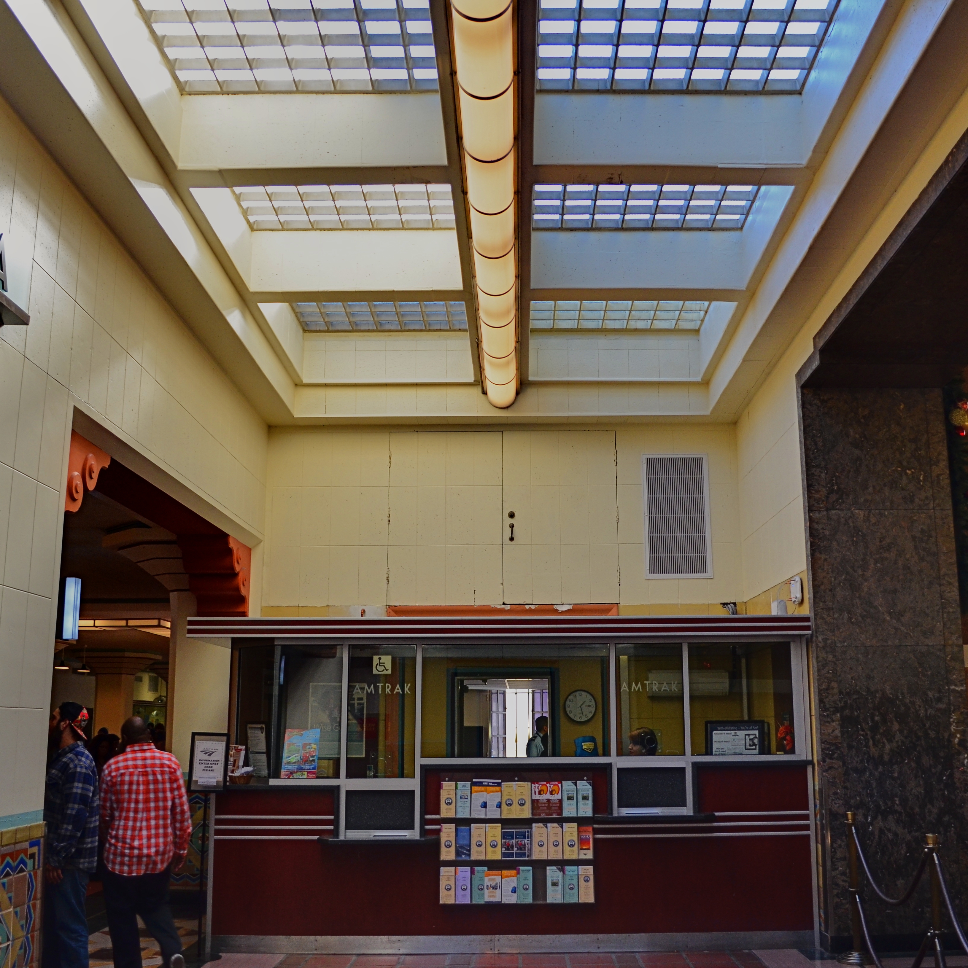 The two passersby mar what might have been an ideal composition. If I'd just reshot without them...