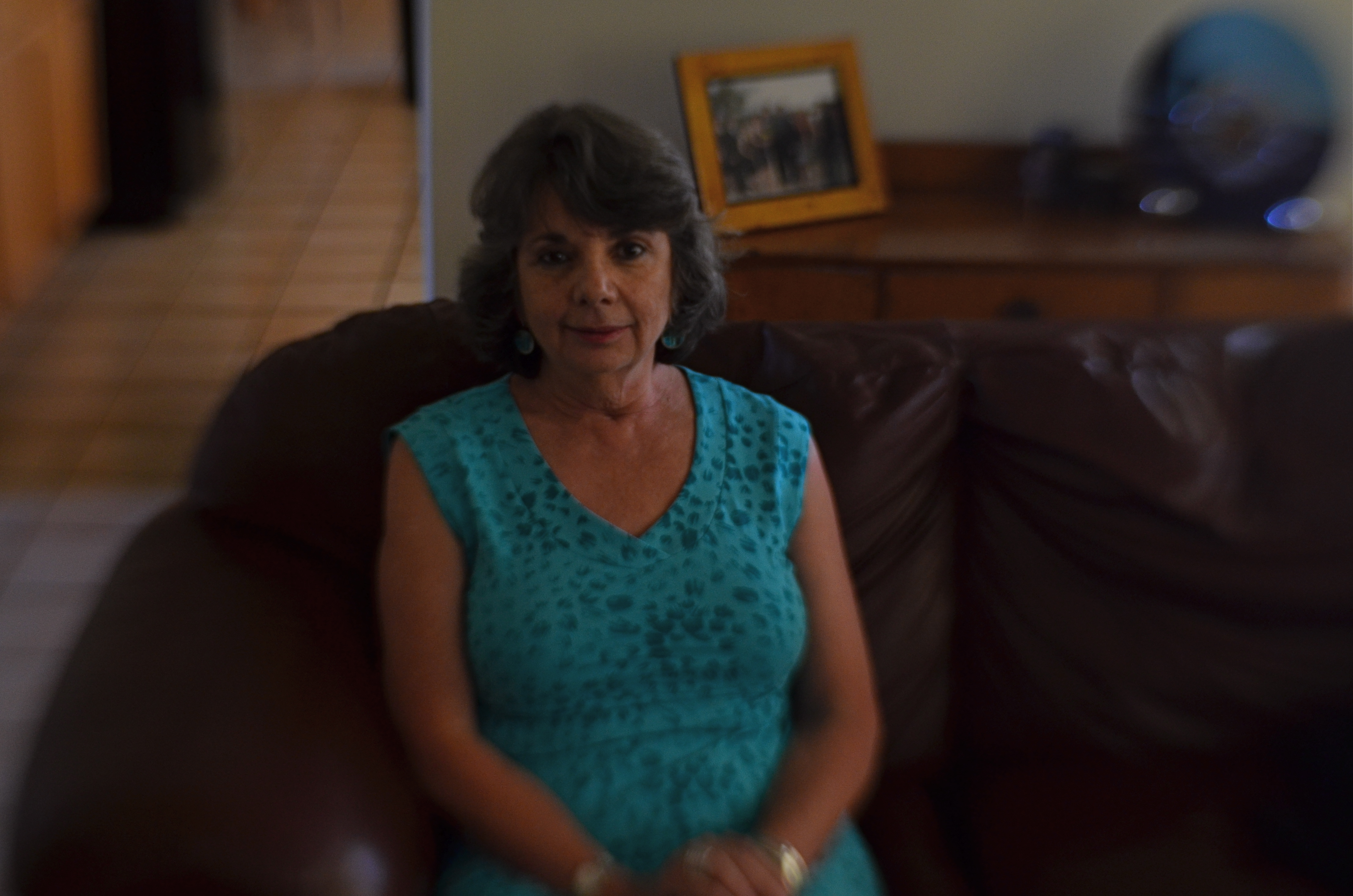 Exact same settings as the prior example, but with a slightly tighter focus of the Lensbaby's central "sweep spot".